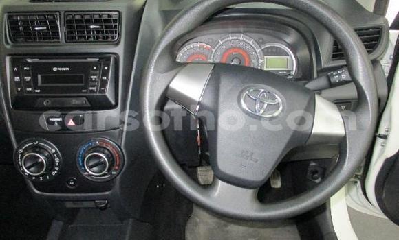 Sayi Na hannu Toyota Avanza White Mota in Maseru a Maseru Sayi Na hannu Toyota Avanza White Mota in Maseru a Maseru