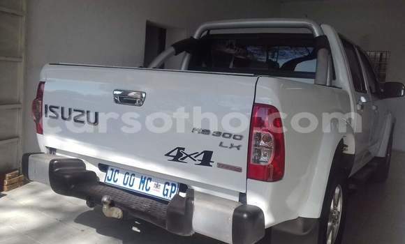 Sayi Na hannu Isuzu KB White Mota in Butha Buthe a Butha-Buthe Sayi Na hannu Isuzu KB White Mota in Butha Buthe a Butha-Buthe