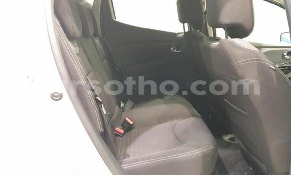 Acheter Occasion Voiture Renault Clio Autre à Maputsoa, Leribe Acheter Occasion Voiture Renault Clio Autre à Maputsoa, Leribe