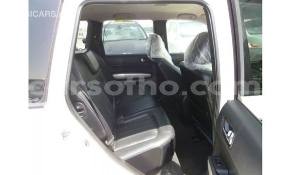 Sayi Imported Nissan Evalia White Babbar mota in Import - Dubai a Maseru Sayi Imported Nissan Evalia White Babbar mota in Import - Dubai a Maseru