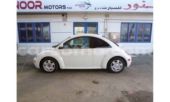 اشتري Imported Volkswagen Beetle White سيارة في Import - Dubai في Maseru اشتري Imported Volkswagen Beetle White سيارة في Import - Dubai في Maseru