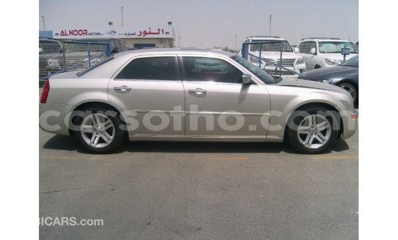 Buy Import Chrysler 300 Beige Car in Import - Dubai in Maseru Buy Import Chrysler 300 Beige Car in Import - Dubai in Maseru