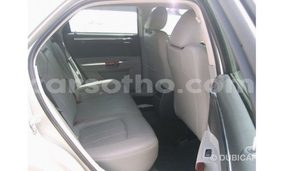 Buy Import Chrysler 300 Beige Car in Import - Dubai in Maseru Buy Import Chrysler 300 Beige Car in Import - Dubai in Maseru