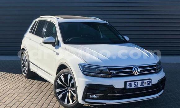 Buy Used Volkswagen Tiguan White Car in Maseru in Maseru Buy Used Volkswagen Tiguan White Car in Maseru in Maseru