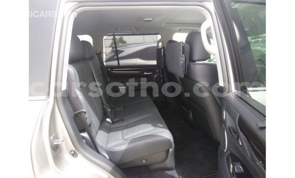 اشتري Imported Lexus LX Other سيارة في Import - Dubai في Maseru اشتري Imported Lexus LX Other سيارة في Import - Dubai في Maseru