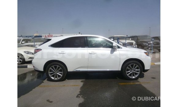 Sayi Imported Lexus RX White Mota in Import - Dubai a Maseru Sayi Imported Lexus RX White Mota in Import - Dubai a Maseru