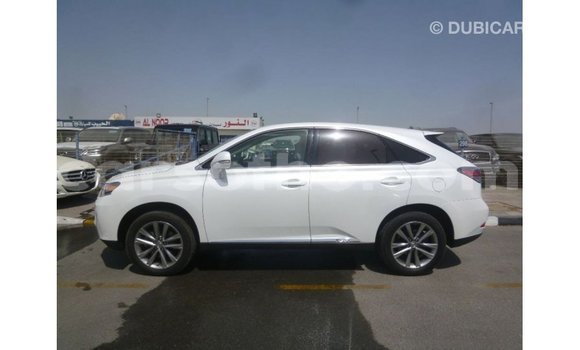 Sayi Imported Lexus RX White Mota in Import - Dubai a Maseru Sayi Imported Lexus RX White Mota in Import - Dubai a Maseru