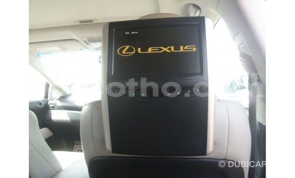 Sayi Imported Lexus RX White Mota in Import - Dubai a Maseru Sayi Imported Lexus RX White Mota in Import - Dubai a Maseru