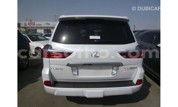 Sayi Imported Lexus LX White Mota in Import - Dubai a Maseru Sayi Imported Lexus LX White Mota in Import - Dubai a Maseru