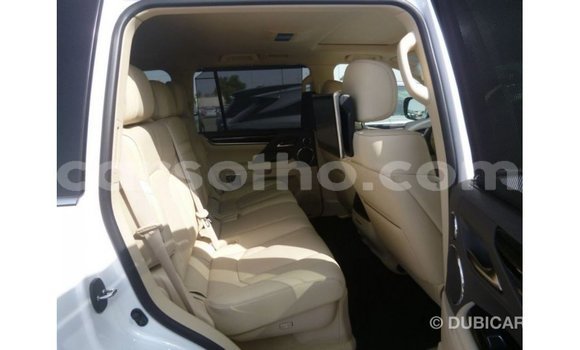 Sayi Imported Lexus LX White Mota in Import - Dubai a Maseru Sayi Imported Lexus LX White Mota in Import - Dubai a Maseru