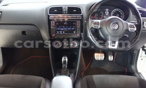 اشتري مستعمل Volkswagen Polo GTI White سيارة في Maputsoa في Leribe اشتري مستعمل Volkswagen Polo GTI White سيارة في Maputsoa في Leribe