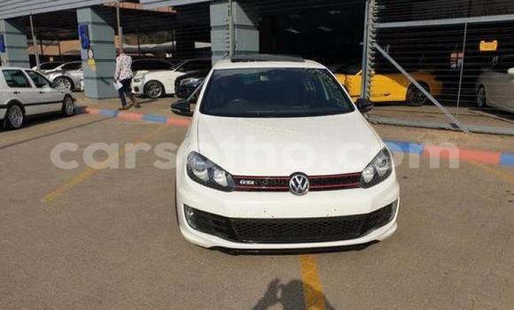 Buy Used Volkswagen Golf GTI White Car in Maputsoe in Leribe Buy Used Volkswagen Golf GTI White Car in Maputsoe in Leribe
