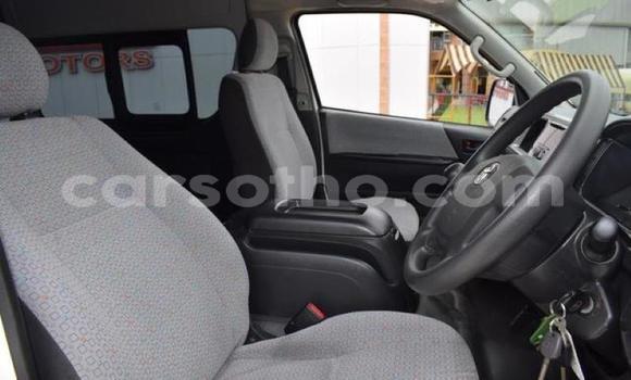 اشتري مستعمل Toyota 2000GT White سيارة في Peka في Leribe اشتري مستعمل Toyota 2000GT White سيارة في Peka في Leribe