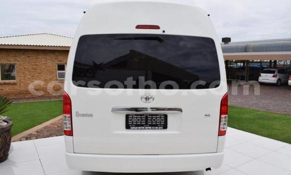 اشتري مستعمل Toyota 2000GT White سيارة في Peka في Leribe اشتري مستعمل Toyota 2000GT White سيارة في Peka في Leribe