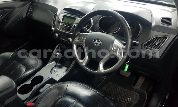 Buy Used Hyundai ix35 Black Car in Maseru in Maseru Buy Used Hyundai ix35 Black Car in Maseru in Maseru
