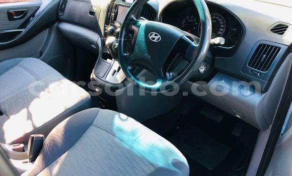 اشتري مستعمل Hyundai H1 White سيارة في Maputsoa في Leribe اشتري مستعمل Hyundai H1 White سيارة في Maputsoa في Leribe