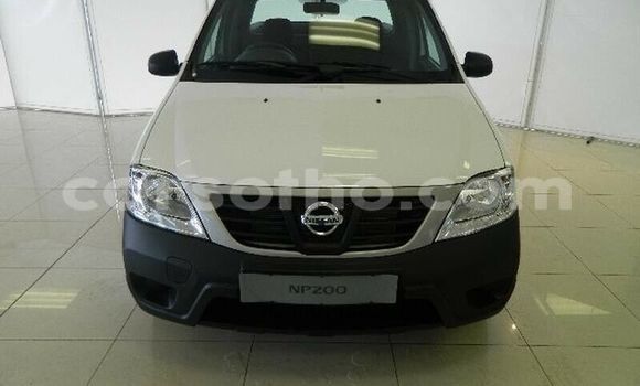 Buy Used Nissan NP 300 White Car in Maputsoa in Leribe Buy Used Nissan NP 300 White Car in Maputsoa in Leribe