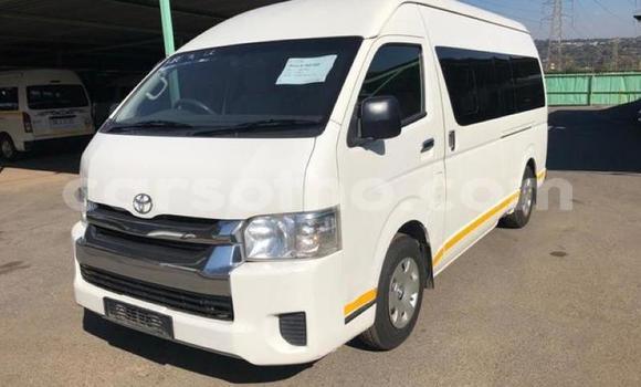 اشتري مستعمل Toyota 2000GT White سيارة في Maputsoe في Leribe اشتري مستعمل Toyota 2000GT White سيارة في Maputsoe في Leribe