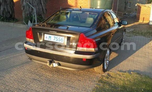 Sayi Na hannu Volvo S40 Black Mota in Maseru a Maseru Sayi Na hannu Volvo S40 Black Mota in Maseru a Maseru