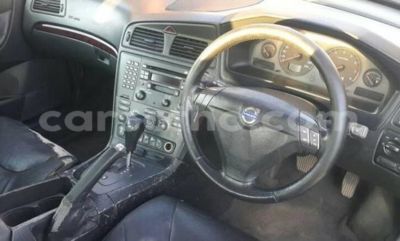 Sayi Na hannu Volvo S40 Black Mota in Maseru a Maseru Sayi Na hannu Volvo S40 Black Mota in Maseru a Maseru