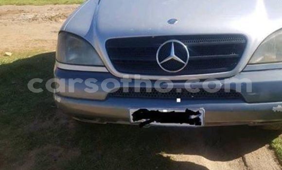 Sayi Na hannu Mercedes-Benz ML–Class Silver Mota in Maseru a Maseru