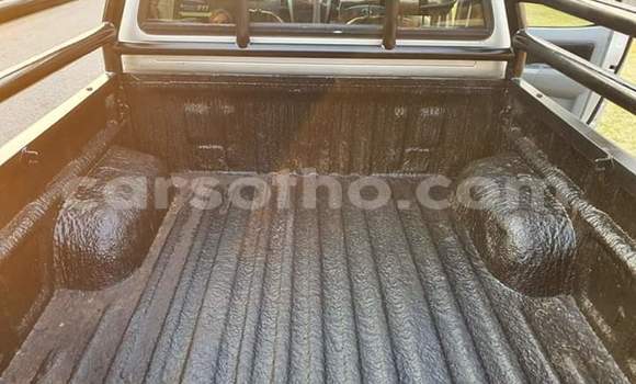 Acheter Occasion Voiture Toyota Hilux Gris à Maseru, Maseru Acheter Occasion Voiture Toyota Hilux Gris à Maseru, Maseru