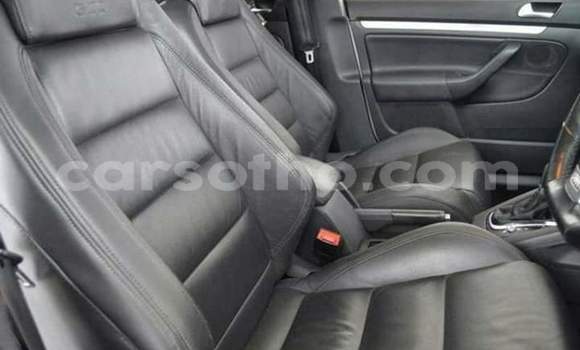 Sayi Na hannu Volkswagen Golf R White Mota in Maseru a Maseru Sayi Na hannu Volkswagen Golf R White Mota in Maseru a Maseru