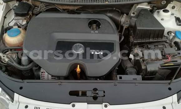 Sayi Na hannu Volkswagen Polo White Mota in Maseru a Maseru Sayi Na hannu Volkswagen Polo White Mota in Maseru a Maseru