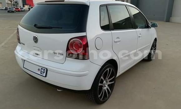 Sayi Na hannu Volkswagen Polo White Mota in Maseru a Maseru Sayi Na hannu Volkswagen Polo White Mota in Maseru a Maseru