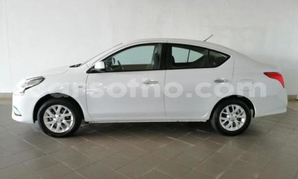 Sayi Na hannu Nissan Almera White Mota in Maseru a Maseru Sayi Na hannu Nissan Almera White Mota in Maseru a Maseru