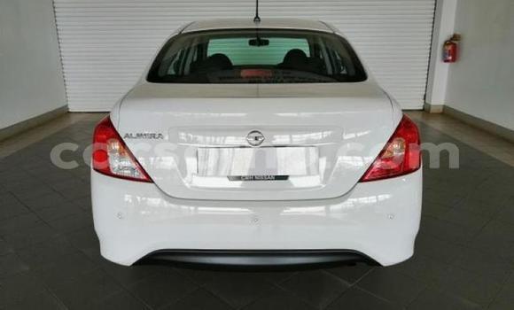 Sayi Na hannu Nissan Almera White Mota in Maseru a Maseru Sayi Na hannu Nissan Almera White Mota in Maseru a Maseru
