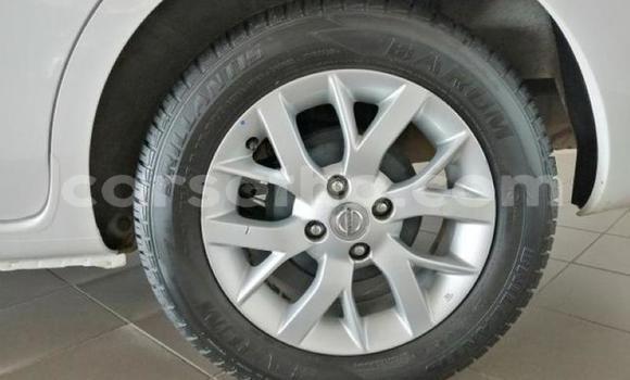 Sayi Na hannu Nissan Almera White Mota in Maseru a Maseru Sayi Na hannu Nissan Almera White Mota in Maseru a Maseru