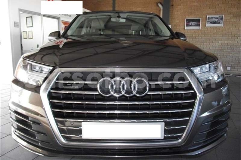 Big with watermark audi q7 3.0tdi quattro 20161