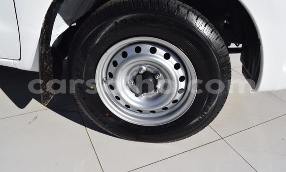 اشتري مستعمل Toyota Hilux White سيارة في Maseru في Maseru اشتري مستعمل Toyota Hilux White سيارة في Maseru في Maseru
