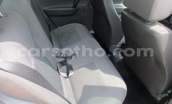 Acheter Occasion Voiture Volkswagen Polo Blanc à Maseru, Maseru Acheter Occasion Voiture Volkswagen Polo Blanc à Maseru, Maseru