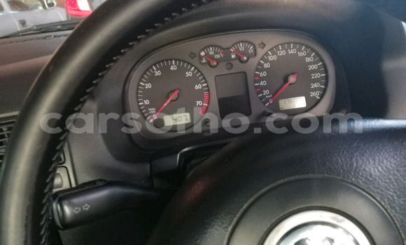اشتري مستعمل Volkswagen Golf White سيارة في Maputsoe في Leribe اشتري مستعمل Volkswagen Golf White سيارة في Maputsoe في Leribe