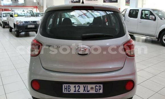 Sayi Na hannu Hyundai i10 Silver Mota in Maseru a Maseru Sayi Na hannu Hyundai i10 Silver Mota in Maseru a Maseru