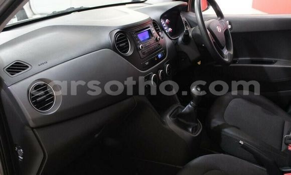 Sayi Na hannu Hyundai i10 Silver Mota in Maseru a Maseru Sayi Na hannu Hyundai i10 Silver Mota in Maseru a Maseru
