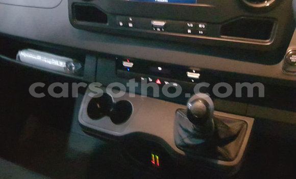 Buy Used Mercedes-Benz 190 White Car in Maseru in Maseru Buy Used Mercedes-Benz 190 White Car in Maseru in Maseru