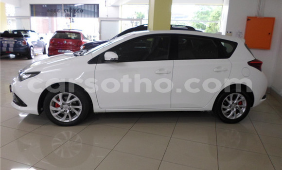 Acheter Occasion Voiture Toyota Auris Blanc à Maputsoa, Leribe Acheter Occasion Voiture Toyota Auris Blanc à Maputsoa, Leribe