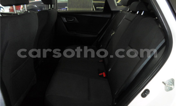 Acheter Occasion Voiture Toyota Auris Blanc à Maputsoa, Leribe Acheter Occasion Voiture Toyota Auris Blanc à Maputsoa, Leribe