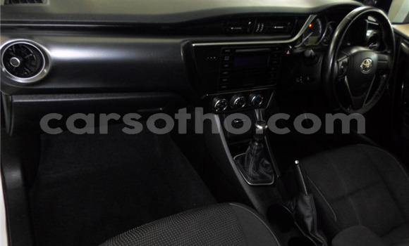 Acheter Occasion Voiture Toyota Auris Blanc à Maputsoa, Leribe Acheter Occasion Voiture Toyota Auris Blanc à Maputsoa, Leribe