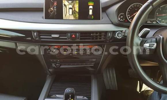 Sayi Na hannu BMW X5 White Mota in Maputsoe a Leribe Sayi Na hannu BMW X5 White Mota in Maputsoe a Leribe