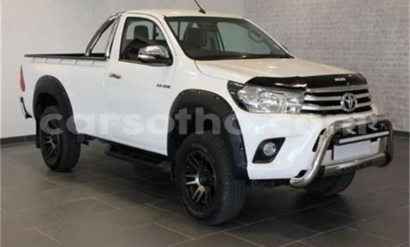 Acheter Occasion Voiture Toyota Hilux Blanc à Maputsoa, Leribe Acheter Occasion Voiture Toyota Hilux Blanc à Maputsoa, Leribe