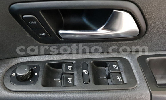 Sayi Na hannu Volkswagen Amarok Silver Mota in Maputsoe a Leribe Sayi Na hannu Volkswagen Amarok Silver Mota in Maputsoe a Leribe