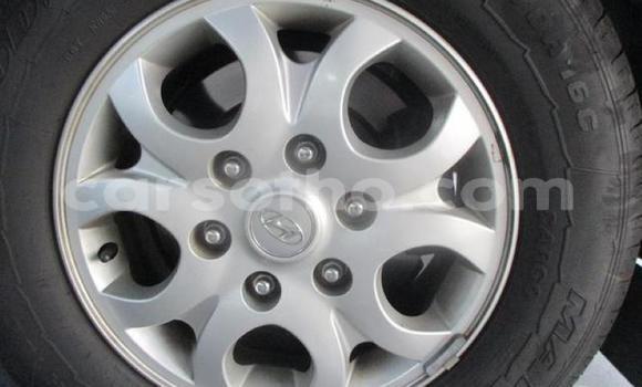 Buy Used Hyundai H1 White Car in Maseru in Maseru Buy Used Hyundai H1 White Car in Maseru in Maseru