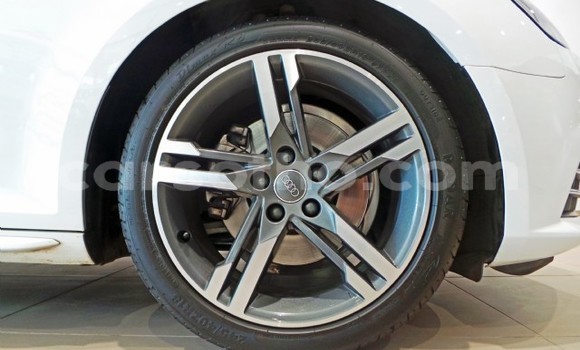 اشتري مستعمل Audi A4 White سيارة في Maseru في Maseru اشتري مستعمل Audi A4 White سيارة في Maseru في Maseru