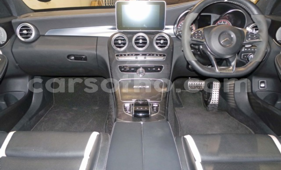 اشتري مستعمل Mercedes-Benz C-klasse AMG White سيارة في Maseru في Maseru اشتري مستعمل Mercedes-Benz C-klasse AMG White سيارة في Maseru في Maseru