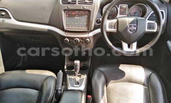 اشتري مستعمل Dodge Journey Red سيارة في Maputsoe في Leribe اشتري مستعمل Dodge Journey Red سيارة في Maputsoe في Leribe
