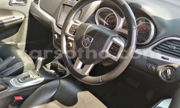 اشتري مستعمل Dodge Journey Red سيارة في Maputsoe في Leribe اشتري مستعمل Dodge Journey Red سيارة في Maputsoe في Leribe